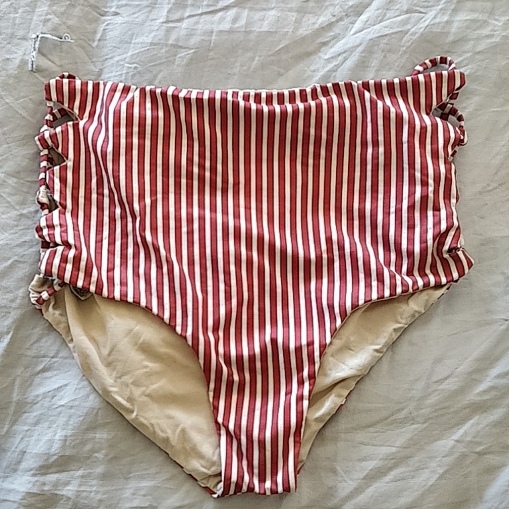 High Waisted Cheeky Bikini Bottoms
